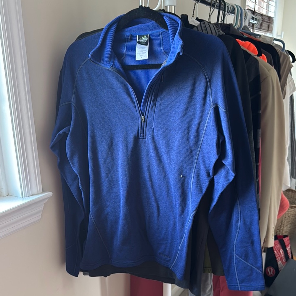 Patagonia Blue Zip Up Sweater with Athletic Style